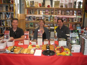 Simon at Seattle Mystery Books with Michelle Gagnon and Brent Ghelfi.