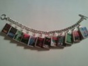 Reader and jewelry maker Paula Winchester Hisel made a Simon based charm bracelet. 